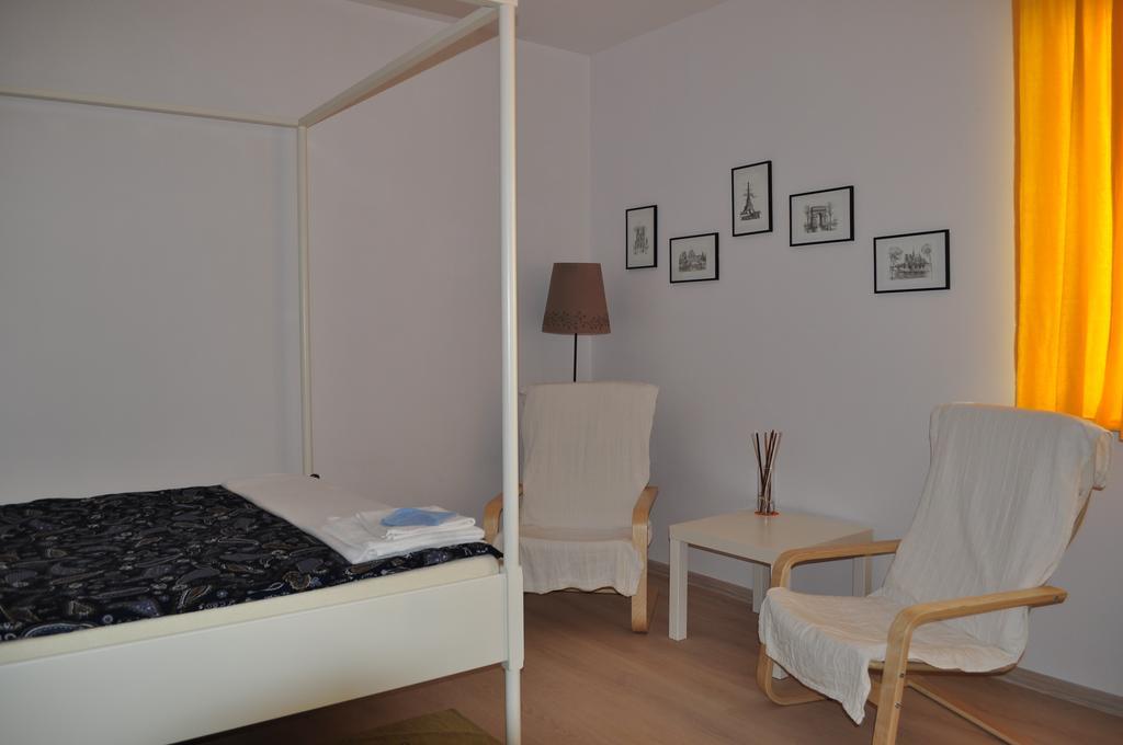 Scorpion Modlin Apartment