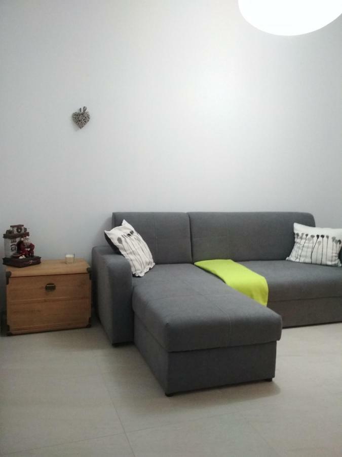 Scorpion Modlin Apartment *